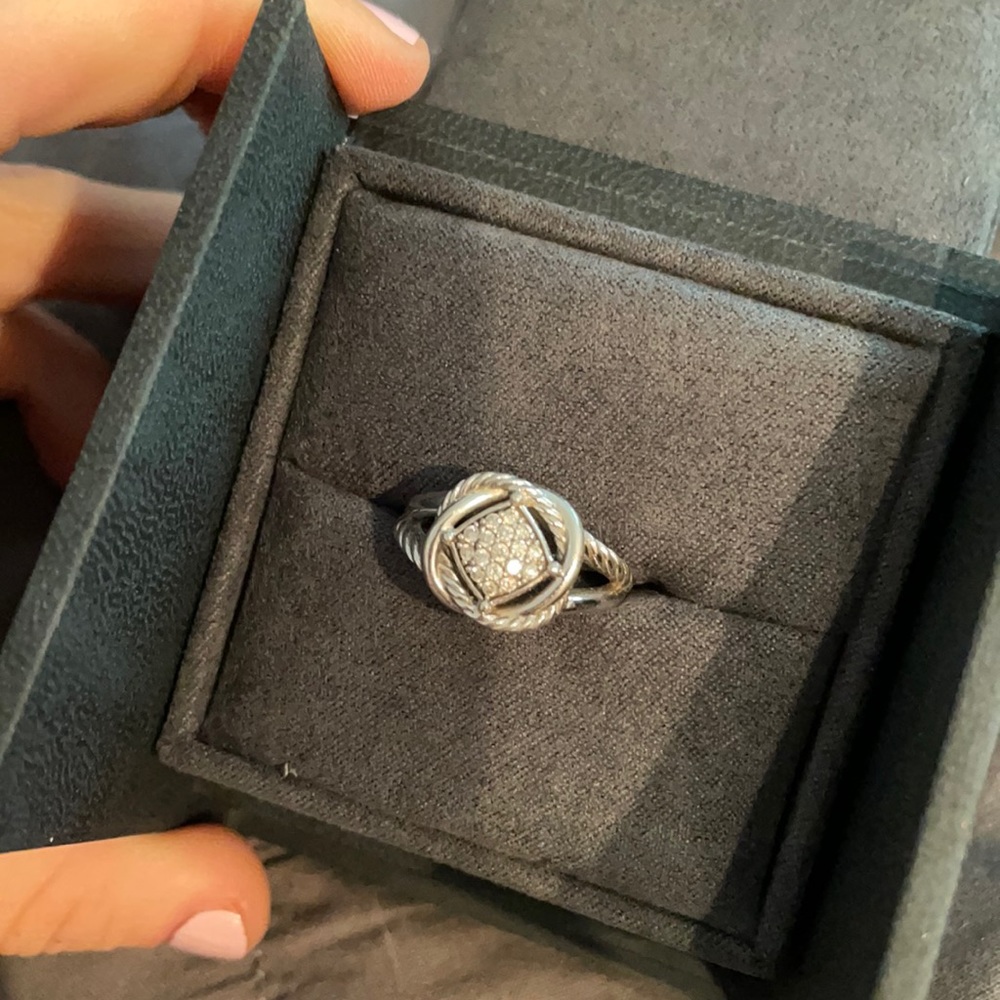David Yurman Infinity Ring with Diamonds